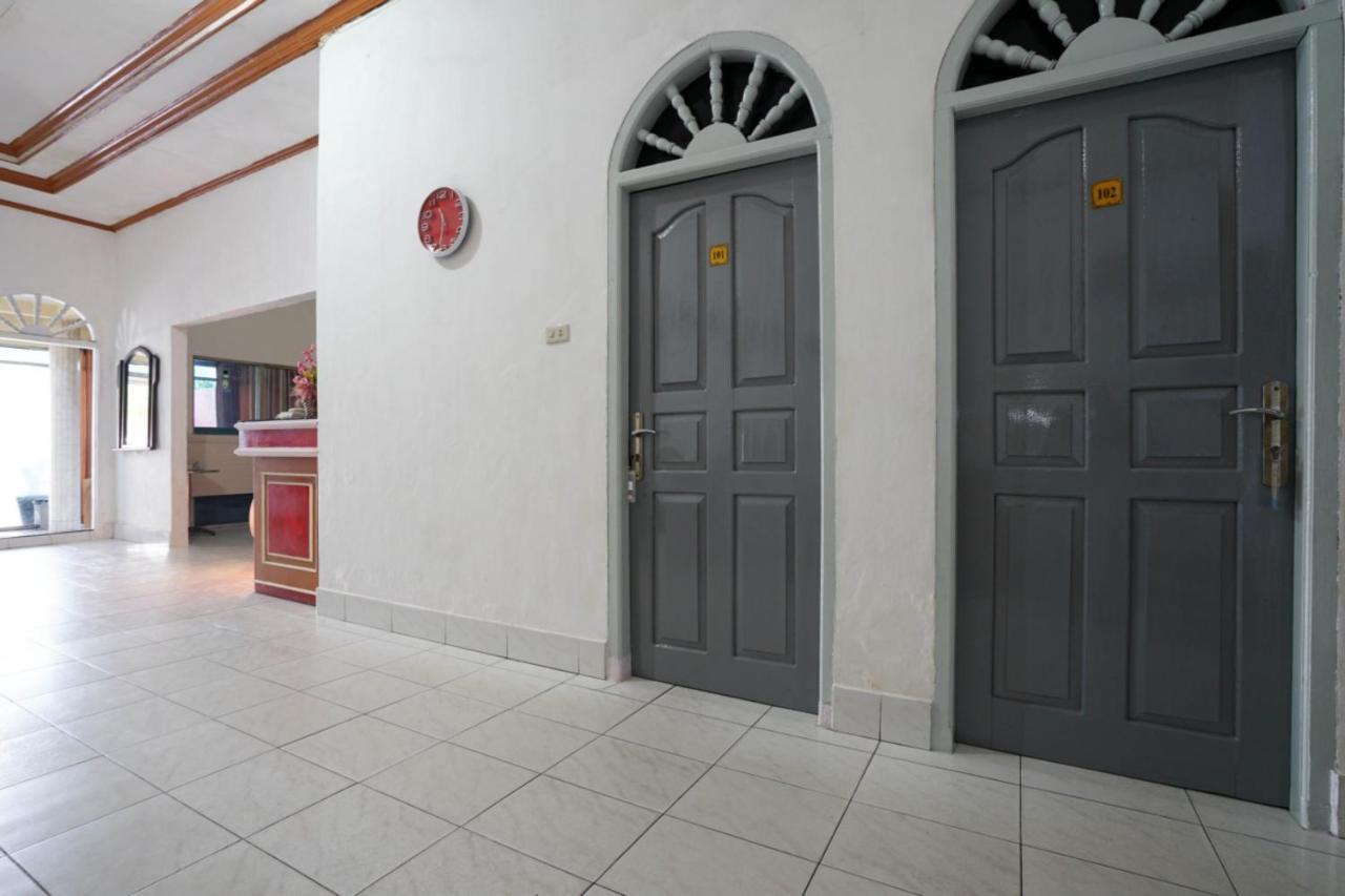 Oyo 2876 Hotel Idayu Palimbão Exterior foto